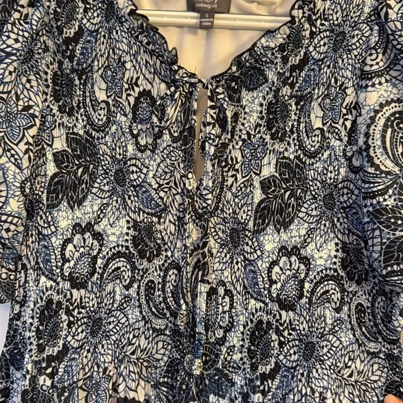 Ninety Black and White Lace Dress - Picture 3 of 7